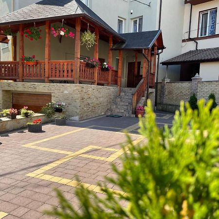 Apartments Sonce Truskavets Exterior foto